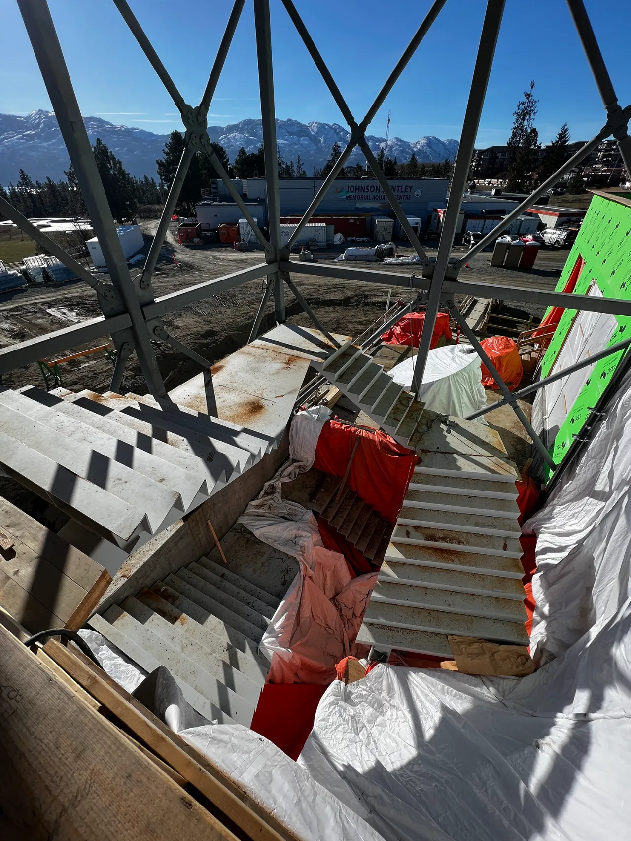 Structural steel installation – West Kelowna City Hall